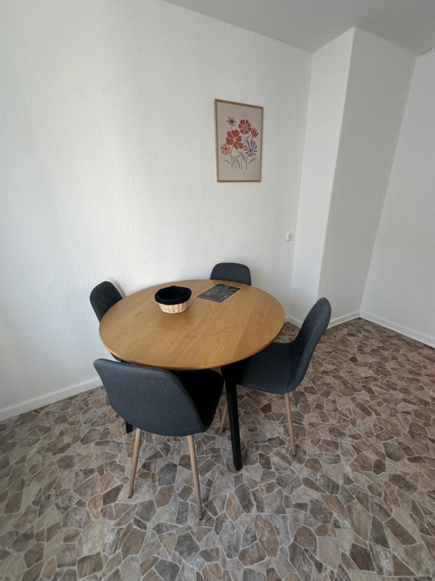 Doppelbett Unterkunft Vahrenwald-List هانوفر المظهر الخارجي الصورة