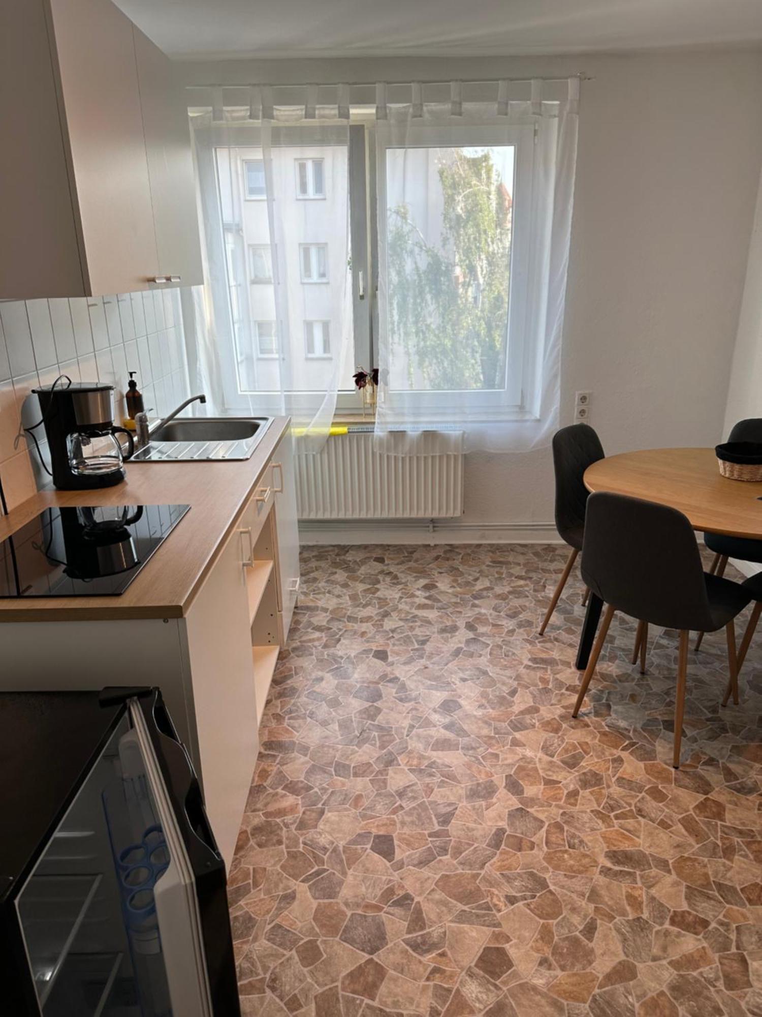 Doppelbett Unterkunft Vahrenwald-List هانوفر المظهر الخارجي الصورة