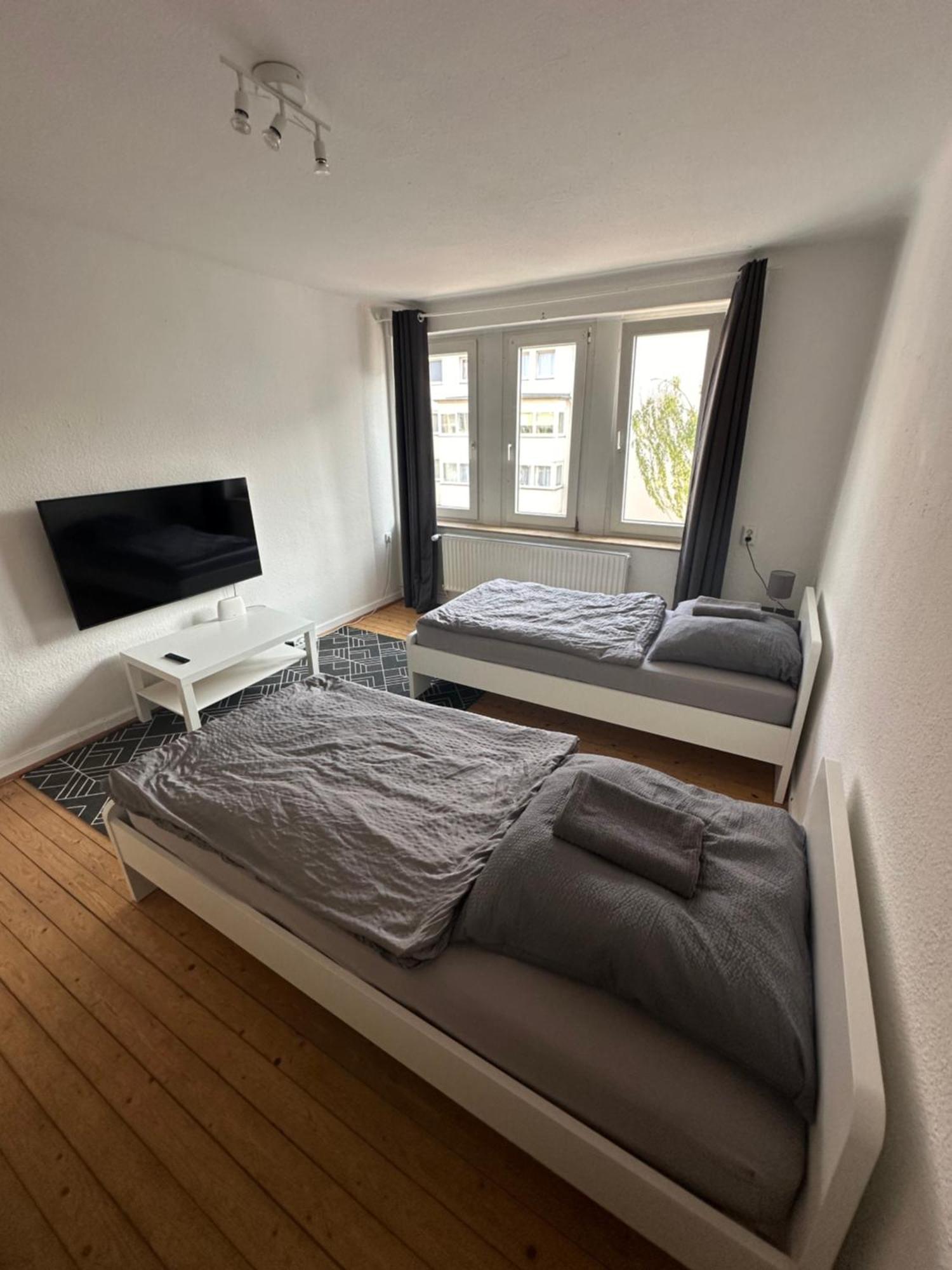 Doppelbett Unterkunft Vahrenwald-List هانوفر المظهر الخارجي الصورة